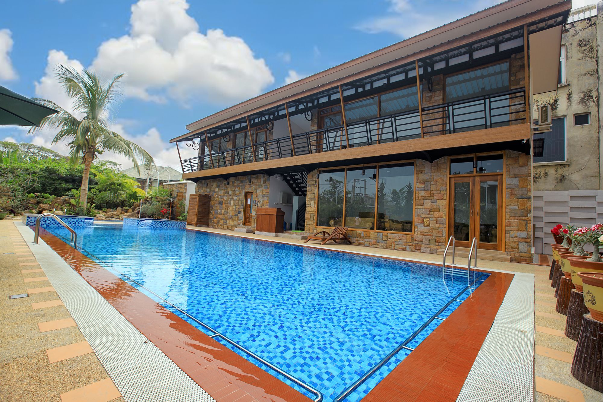 Mandalay Lodge Hotel מראה חיצוני תמונה